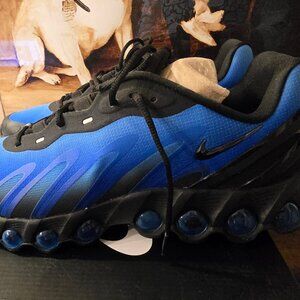 Nike Air Max DN8 Low Hyper Royal Blue Black Shoes Mens Size 10 FQ7860-001 NEW